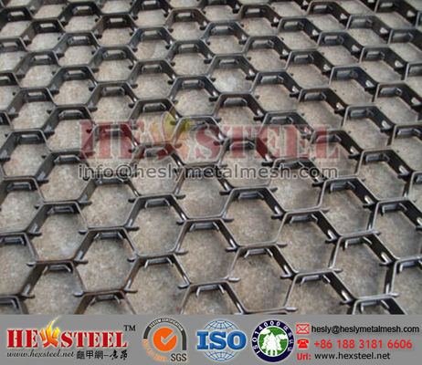 China Petrochemical industry hex-mesh refractory linining | 2mm thickness, 20mm height and 50mm holes | 3’*10’ plate size supplier