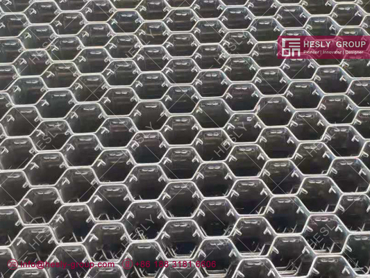 China Stainless Steel 304 grade hex mesh for cement refractory lining | 46mm hexagonal hole | 1&quot; strips | HESLY Factory sales supplier