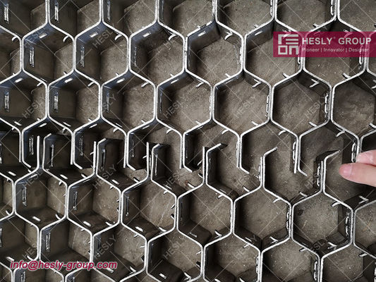 China HESLY AISI 310S Hexsteel Grid (Hexmetal) | 36&quot;X120&quot; | high 1&quot;X12GA | China Factory Direct Sales supplier