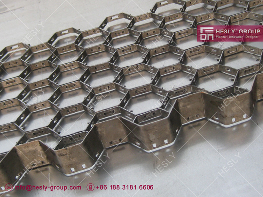 China 2&quot;x12ga Hexsteel Mesh Refractory Linings | Low Carbon Steel | Lance Anchor | China Hexmesh Steel Factory supplier