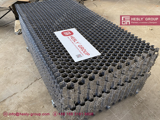 China AISI309s | Hex Mesh for metallurgival industry | Strip thickness 2.0mm| 25mm strip height | 46mm hole -HESLY group supplier