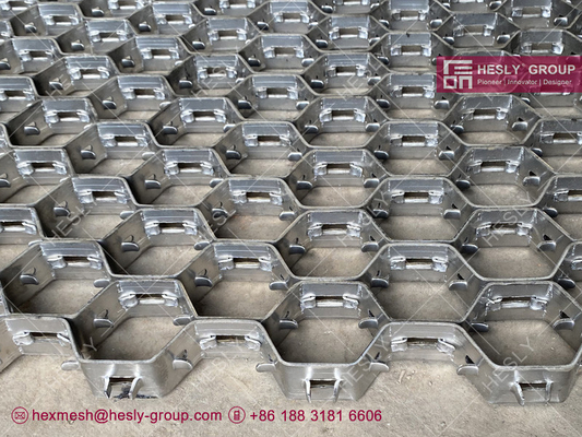 China Z6CNT18.10 Hexmetal for Refractory Cat Crackers Lining | Lance Style | 1&quot; x 14 gauge | 2&quot; hexagonal hole supplier