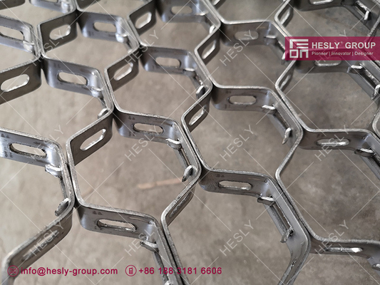 China Stainless Steel 410S Hexmesh | Bonding Hole | Petrochemical Industrial | 19mm thickness | 16ga strips | HESLY China supplier