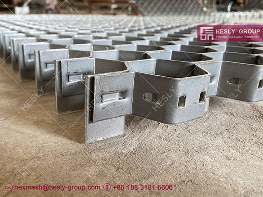 China HESLY 310S Refractory Holding Hexsteel | 45/30mm thickness | 50mm hexagonal hole | 1m strips - China Factory Sales supplier