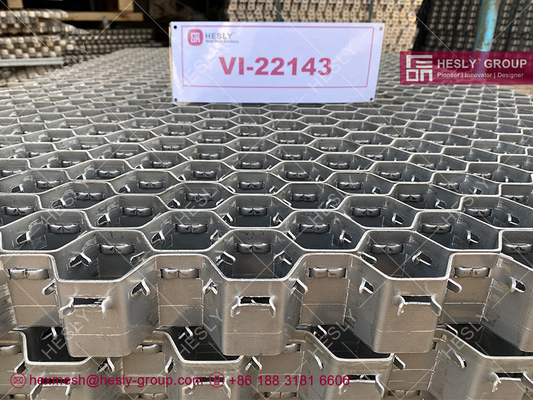 China AISI310S Hex Mesh Bonding Lances Type | 45mm thickness | 14ga strips | 2&quot;X2&quot; hex hole | HESLY-CHINA supplier