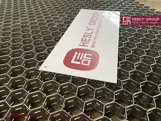 China Lance type Double clench Hexmetal Mesh for Lining Ducts | 2&quot; hexagonal hole | 2&quot; thickness | supplier