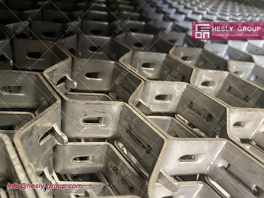 China 1.5x15x50mm, 410s materal|  HESLY™ Clinched with Bonding Hole, Without Protruding Lances HexMesh | 1mX2.0m | supplier