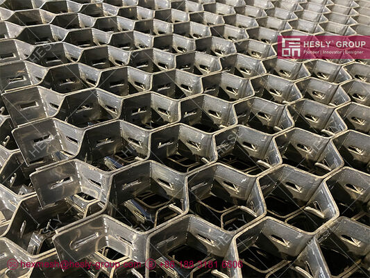 25mm height Din1.4541 Hexmesh for Refractory Linings in cyclones | China Hex-Mesh Supplier | 1mx2m, 40pcs/pallet supplier