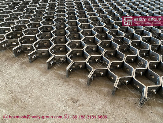 25mm height Din1.4541 Hexmesh for Refractory Linings in cyclones | China Hex-Mesh Supplier | 1mx2m, 40pcs/pallet supplier