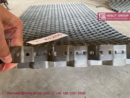 HESLY™ clinched, rectangular bar,  AISI410S without protruding lances | 3'X10' | hemesh refractory lining supplier